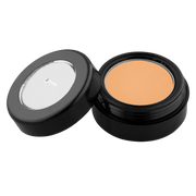 viaGlamour image of a extreme-eyeshadow