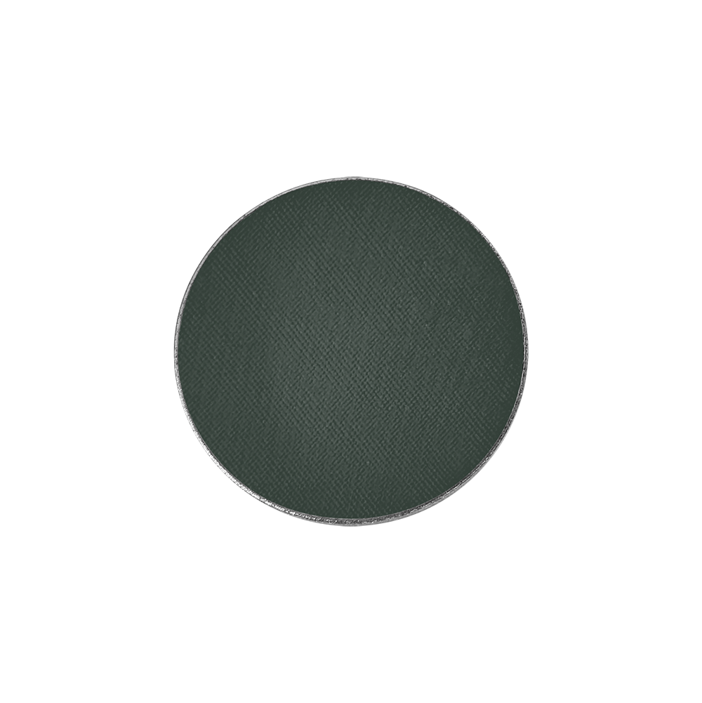 viaGlamour image of a extreme-eyeshadow