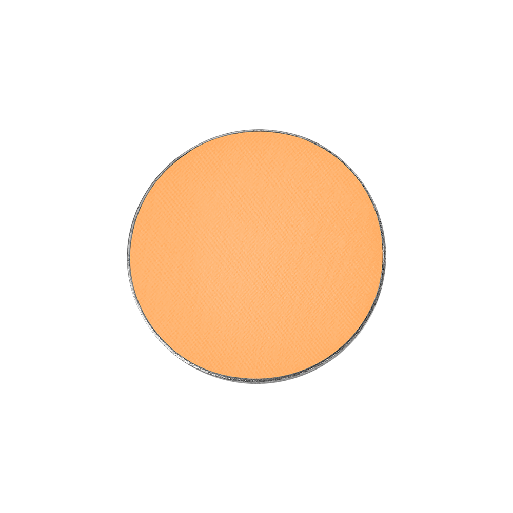 viaGlamour image of a extreme-eyeshadow